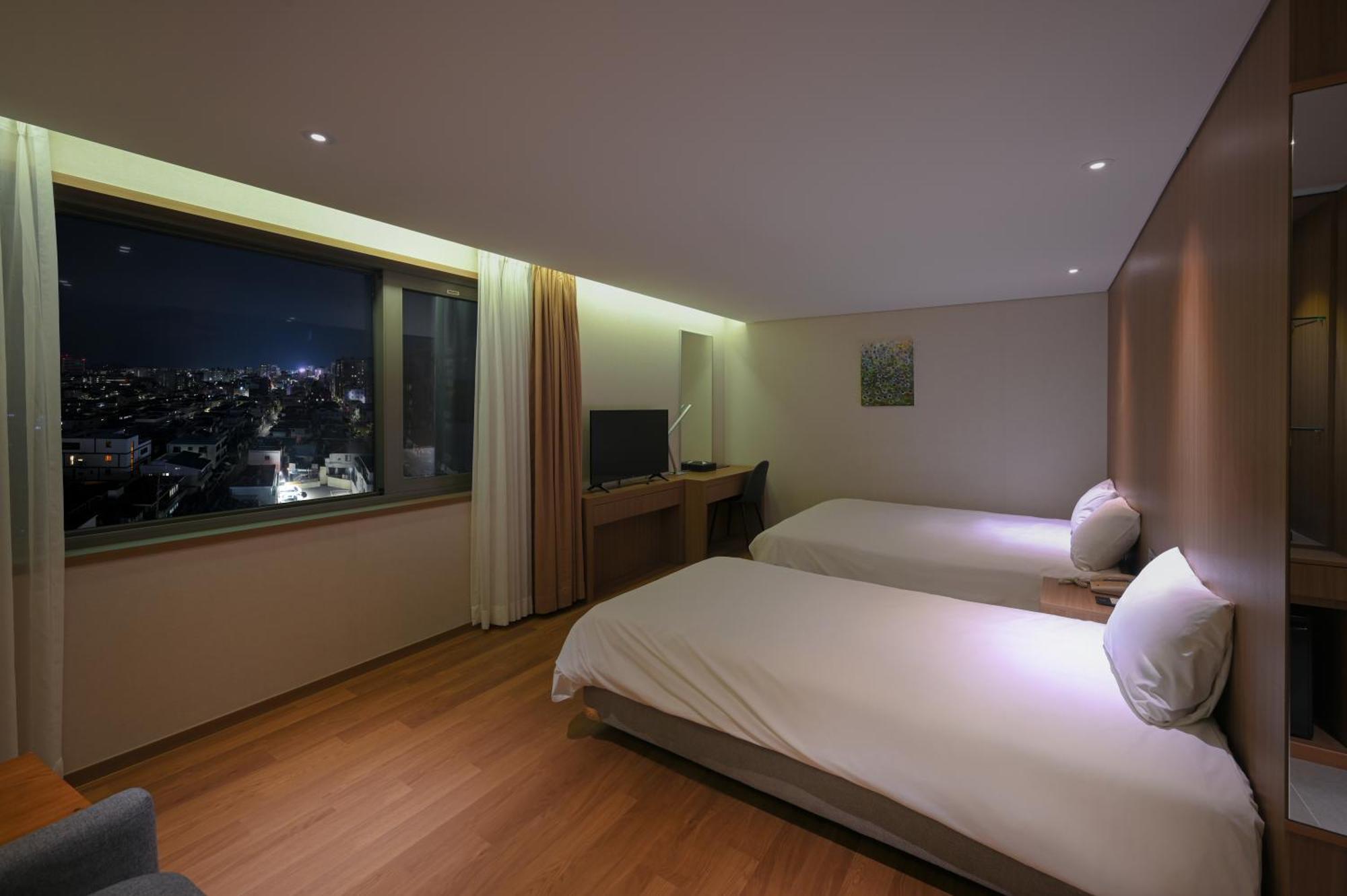 Astar Hotel Jeju Exterior foto