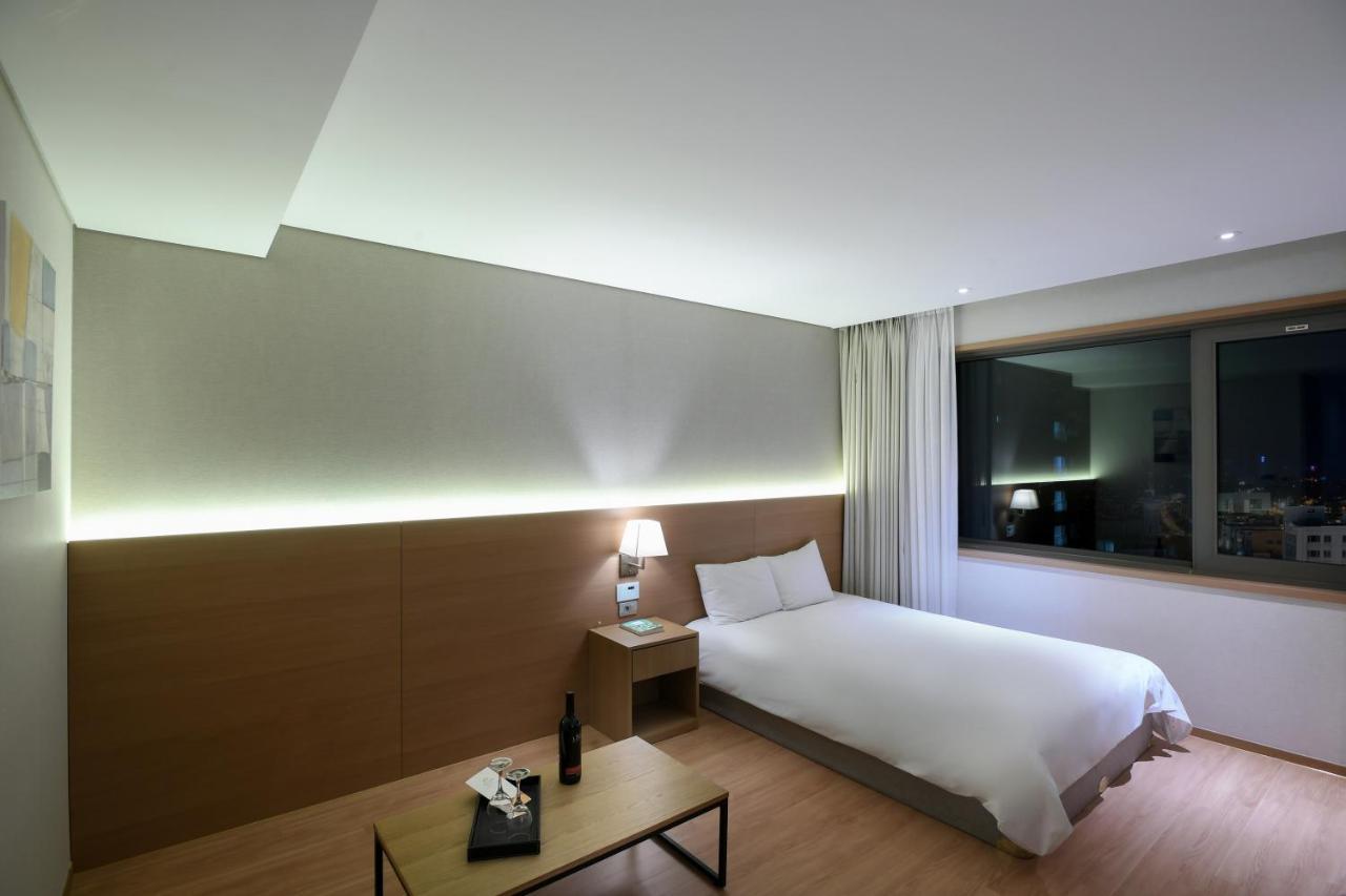 Astar Hotel Jeju Exterior foto